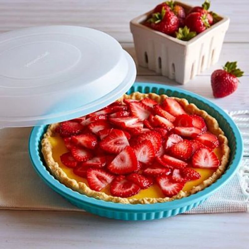 NEW~PAMPERED CHEF~Tart Pan with Lid
